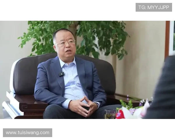 对话张芳：回顾英雄联盟职业生涯与未来展望的深度访谈